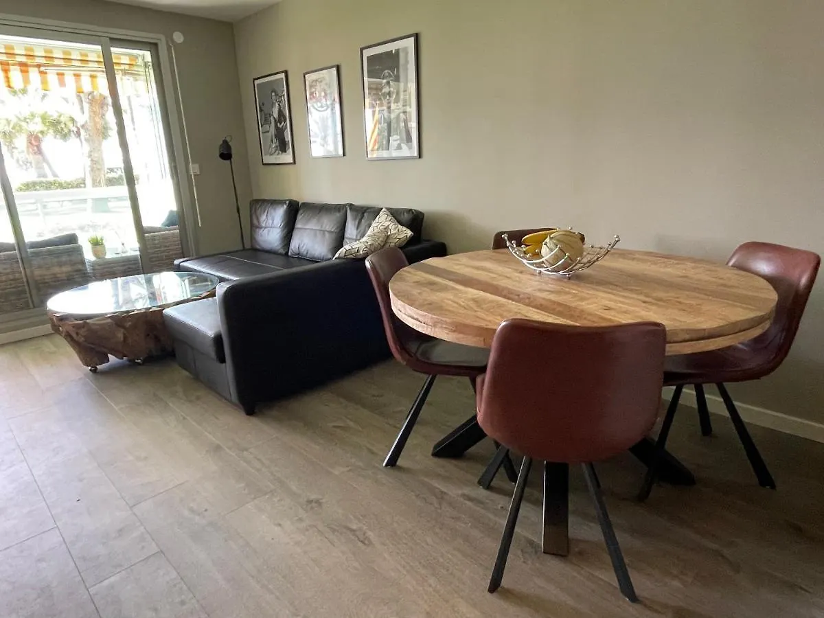 4-Star Beachfront Appartment- Sea View Cannes France