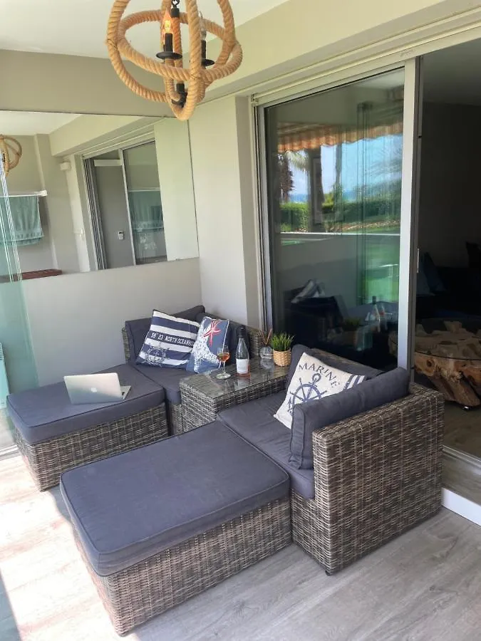 4-Star Beachfront Appartment- Sea View Cannes France